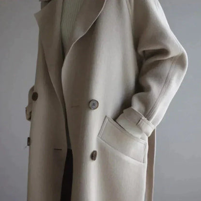 JO | Chic and relaxed coat