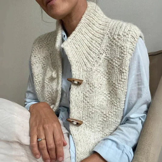 JO | Classic and elegant cardigan for winter