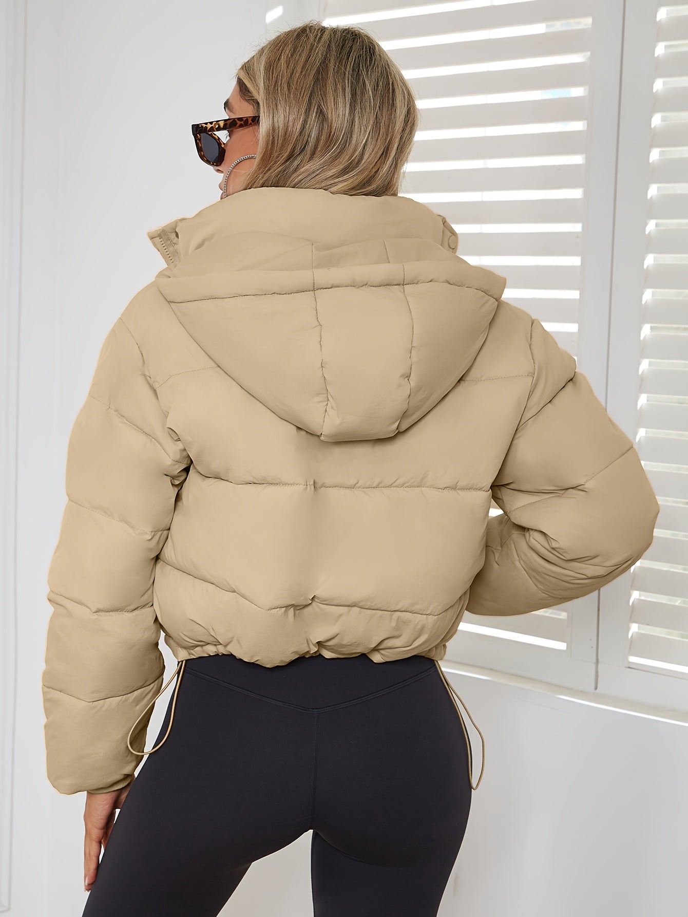 JO | Fashionable and effortless winter jacket