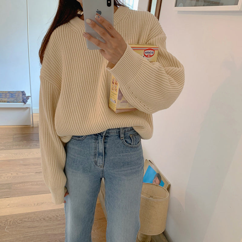 JO | Elegant and stylish winter sweater