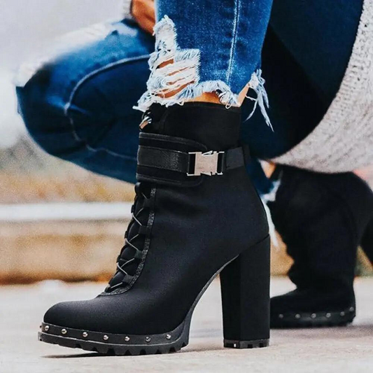 JO | Casual and cool summer boots