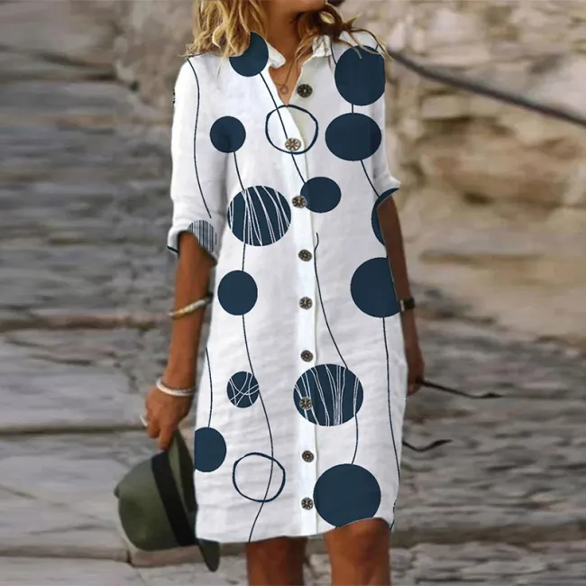 JO | Fashionable, straight-cut trapeze shirt with butterfly print, casual outfit