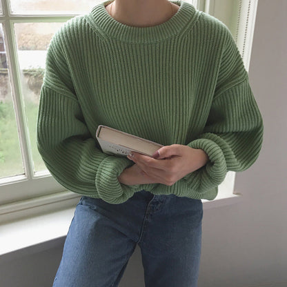 JO | Elegant and stylish winter sweater