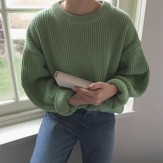 JO | Elegant and stylish winter sweater