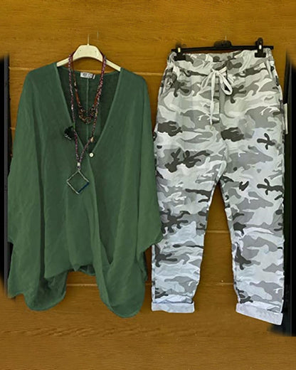JO | Set of trousers and blouse with camouflage pattern