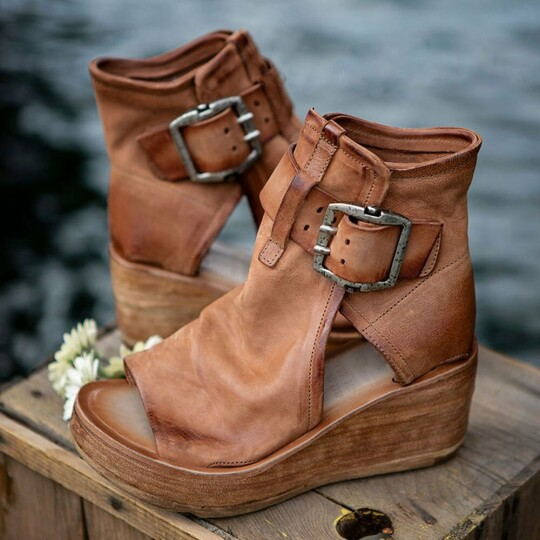 JO | Boho wedge sandals