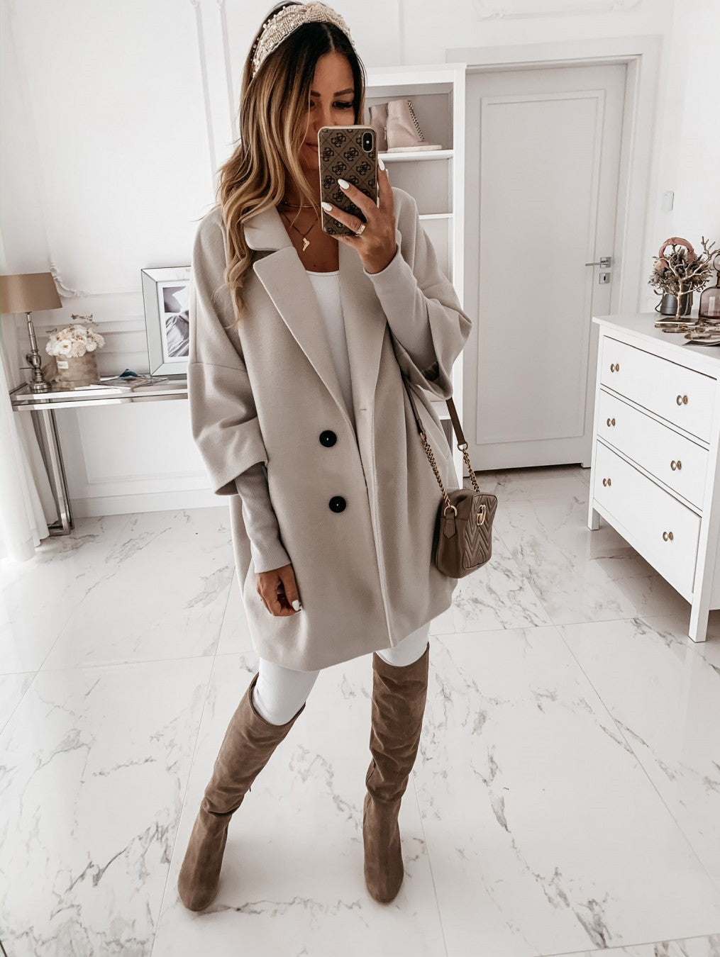 JO | Elegant and versatile general coat