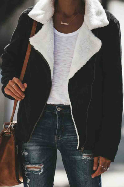JO | Uncomplicated and chic coat