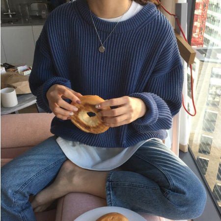JO | Elegant and stylish winter sweater