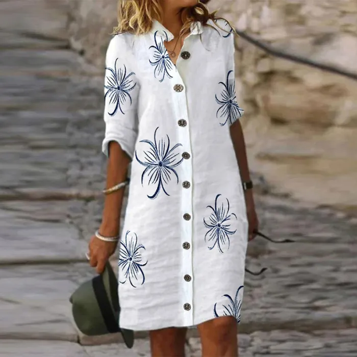 JO | Fashionable, straight-cut trapeze shirt with butterfly print, casual outfit