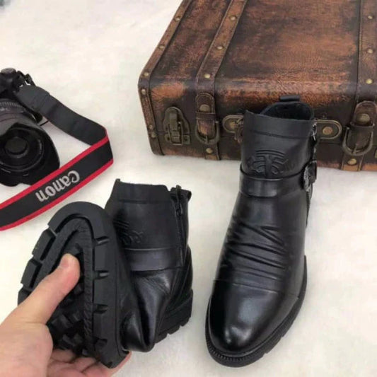 JO | Hand-stamped boots with zipper