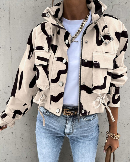 JO | Modern and fashionable coat