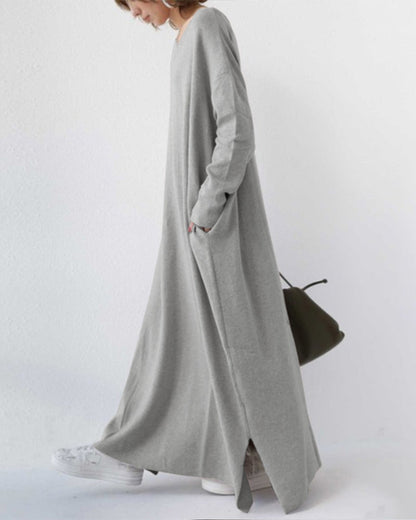 JO | stylish long-sleeved maxi dress with V-neckline for everyday wear