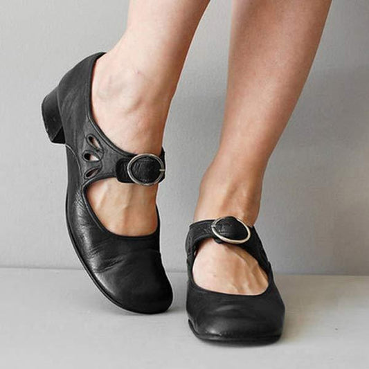 JO | | Elegant leather sandals PY