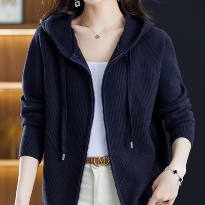 JO | Timeless and stylish winter cardigan