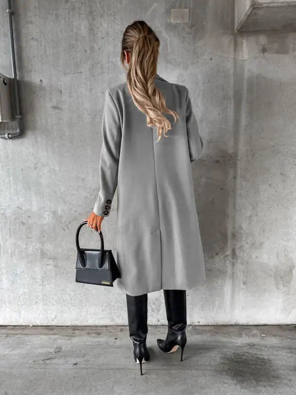 JO | Timeless and elegant coat