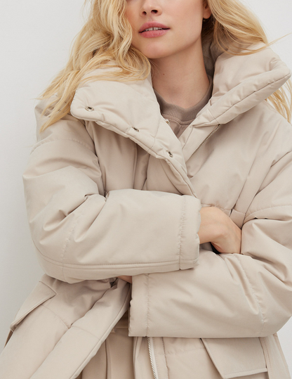JO | Fashionable and effortless coat