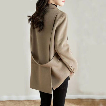 JO | Stylish and elegant coat