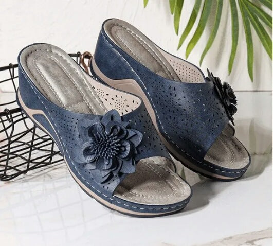 JO | | Orthopaedic sandals made of soft leather with arch support