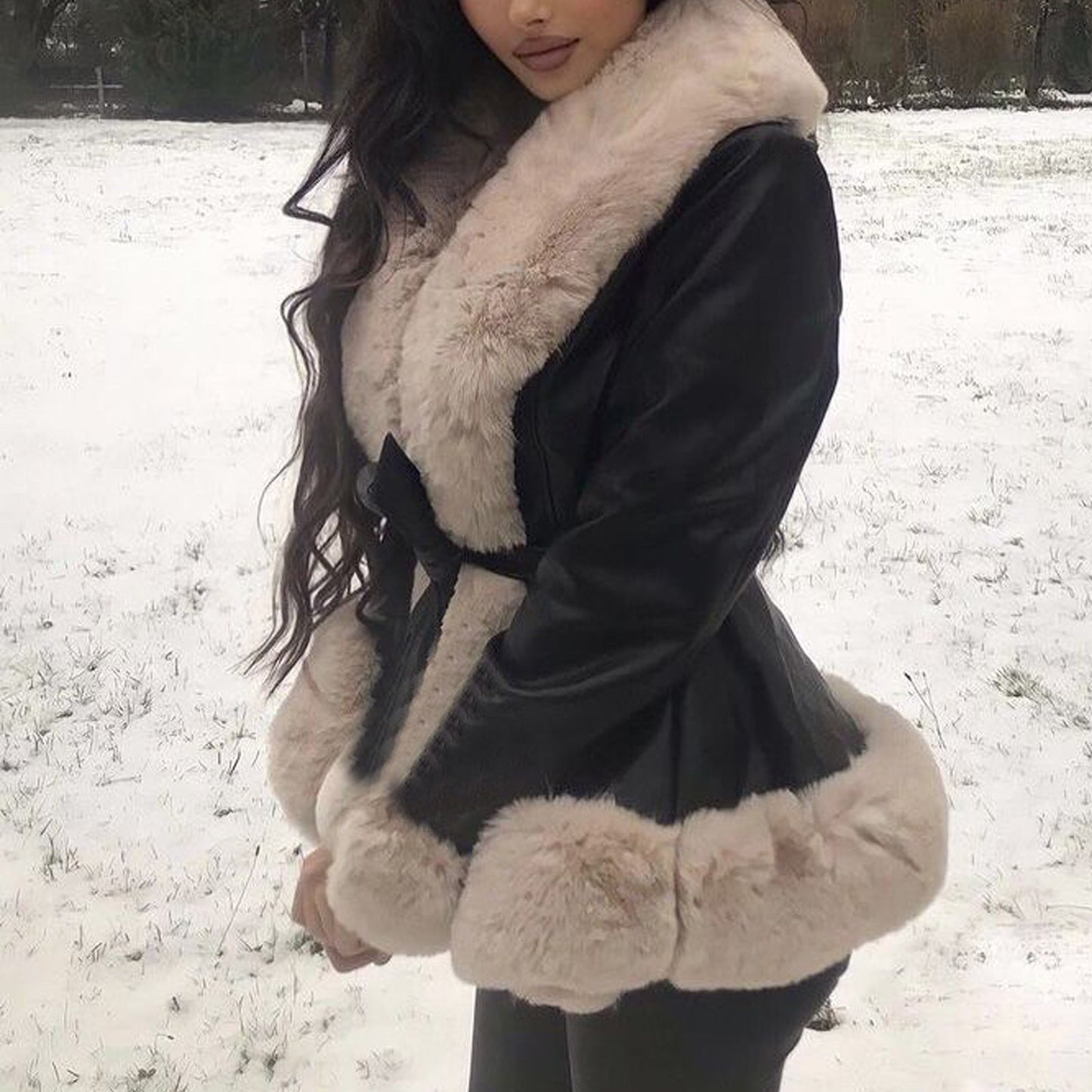 JO | Timeless and stylish coat