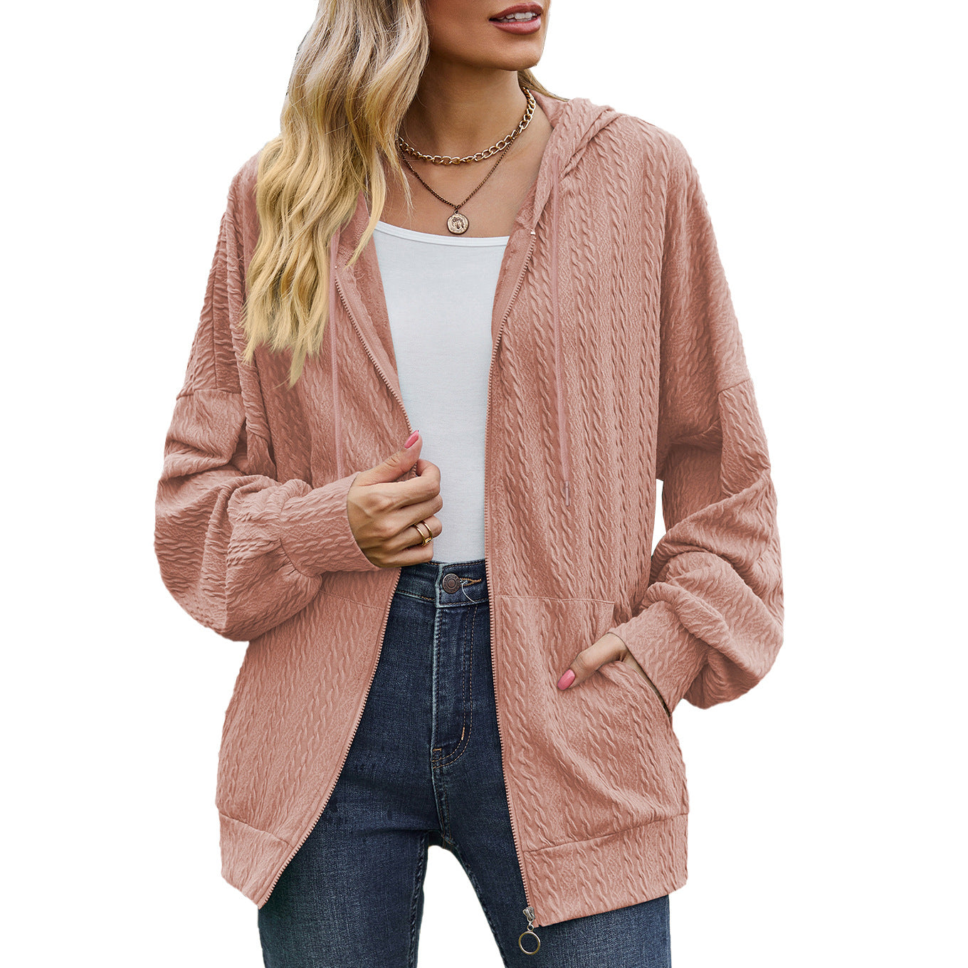 JO | Timeless and elegant winter sweater