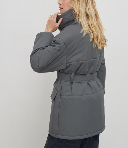 JO | Fashionable and effortless coat