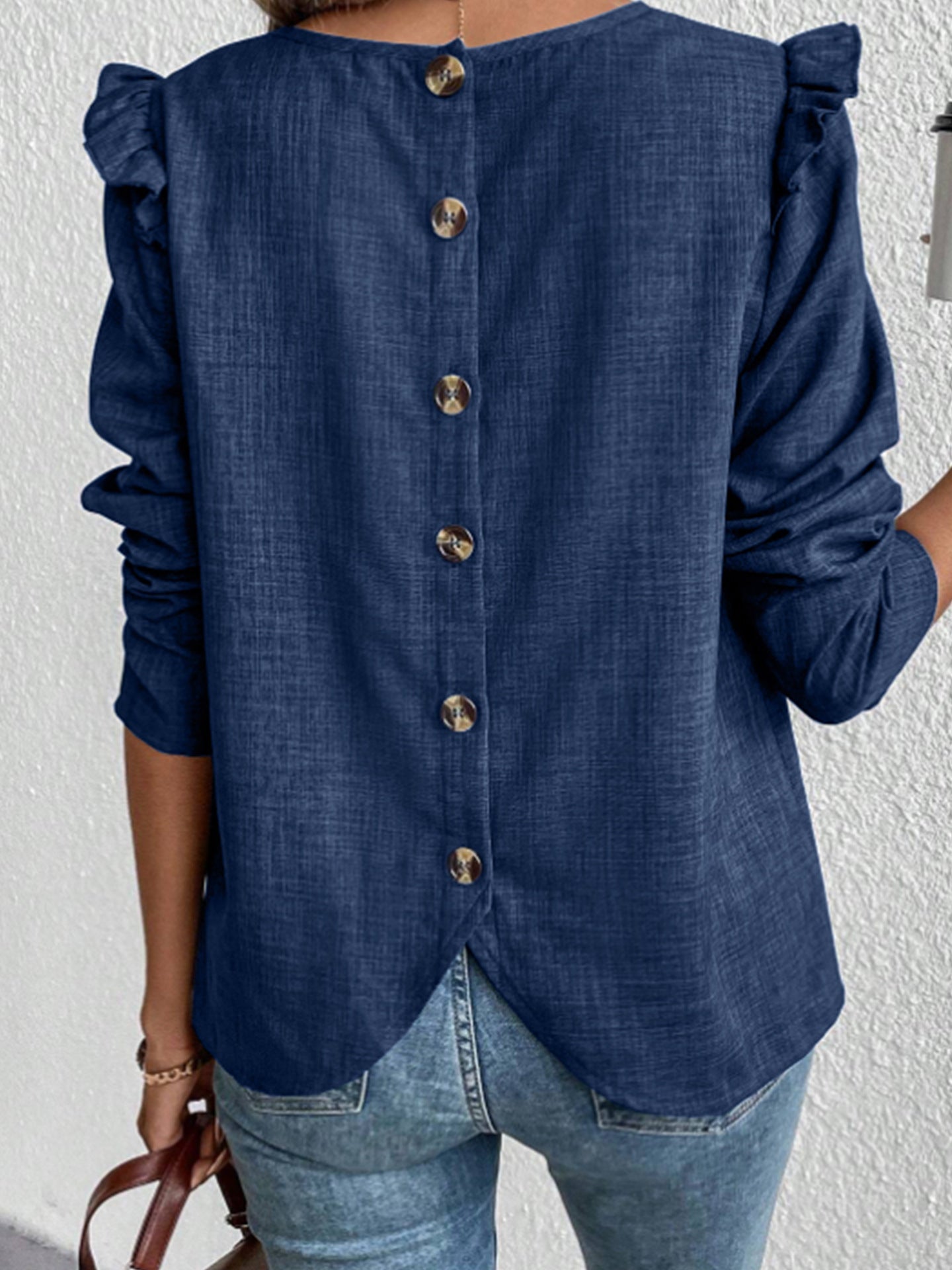 JO | Elegant, casual winter blouse