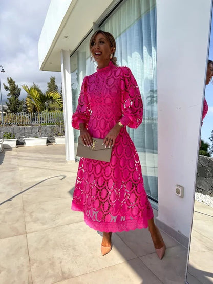 JO | Stylish midi dress in French lace