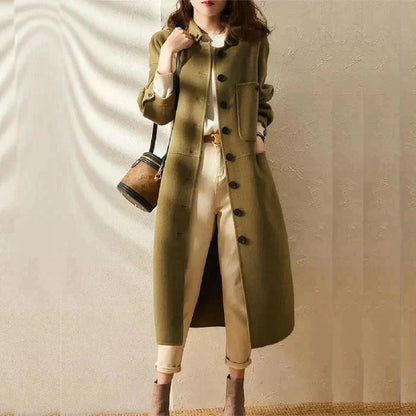 JO | Elegant and versatile coat with buttons