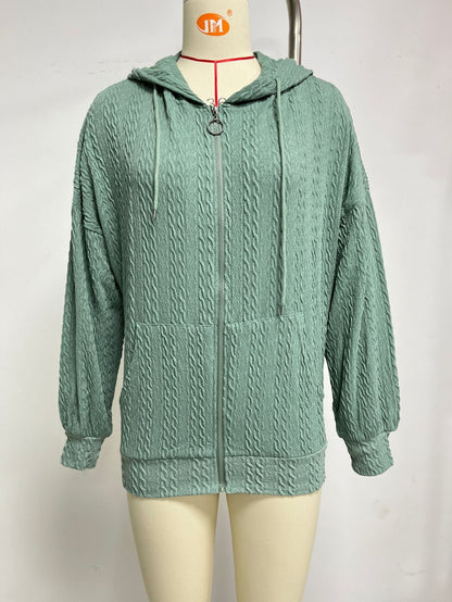 JO | Timeless and elegant winter sweater