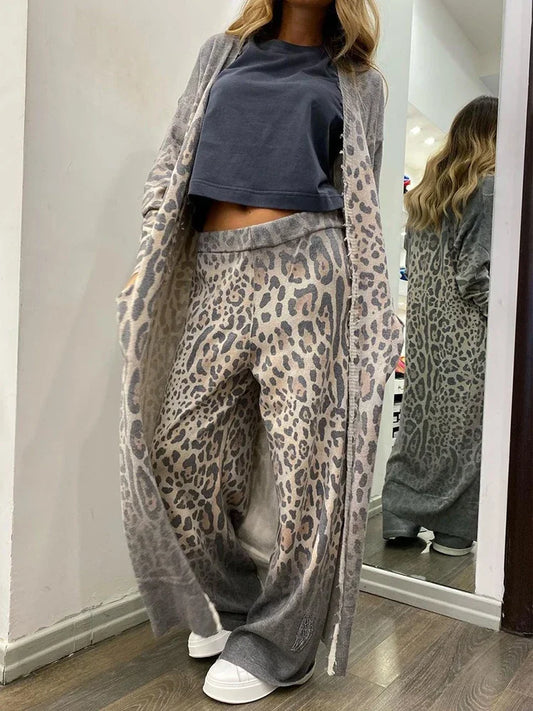 JO | Cardigan with leopard print and trousers