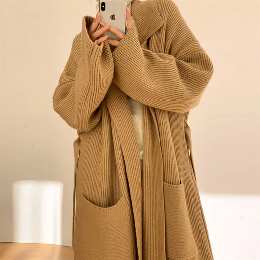 JO | Modern and fashionable coat
