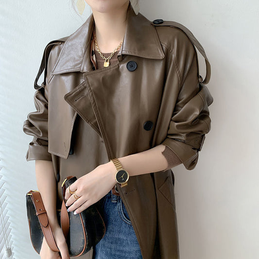 JO | Timeless and elegant coat