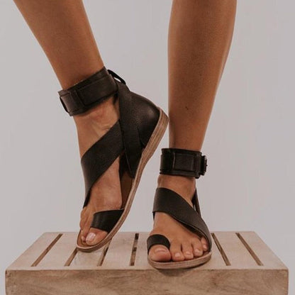 JO | cross strap ankle wrap toe ring sandals
