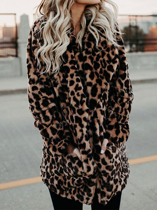 JO | Casual and relaxed winter coat