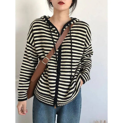 JO | Uncomplicated and trendy winter sweater