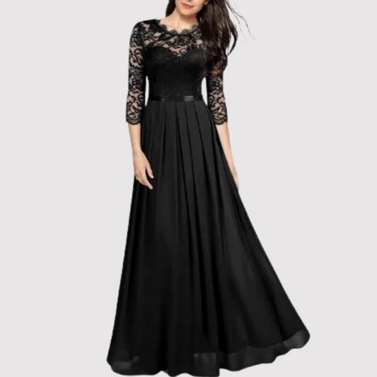 JO | Elegant maxi dress with lace details for every occasion