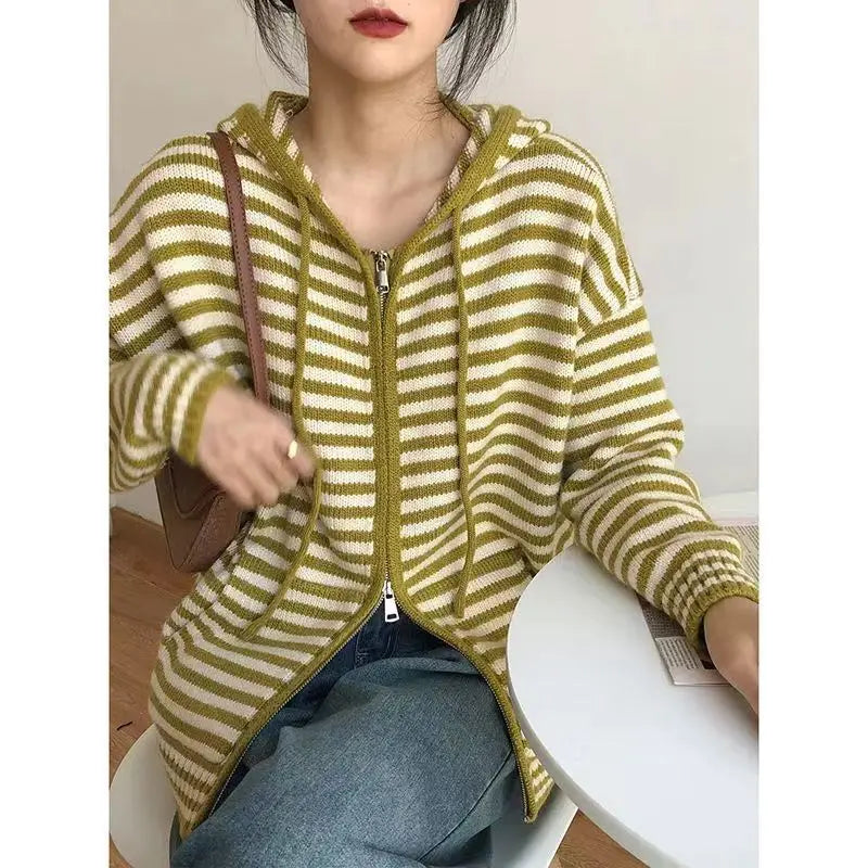 JO | Uncomplicated and trendy winter sweater