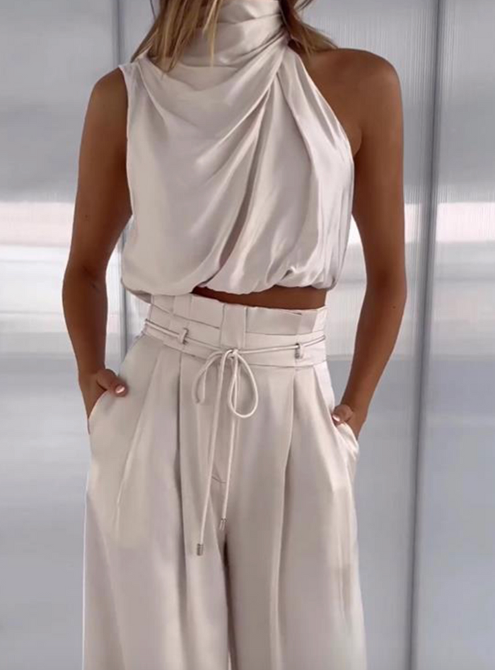 JO | Crop top with halterneck and wide leg set