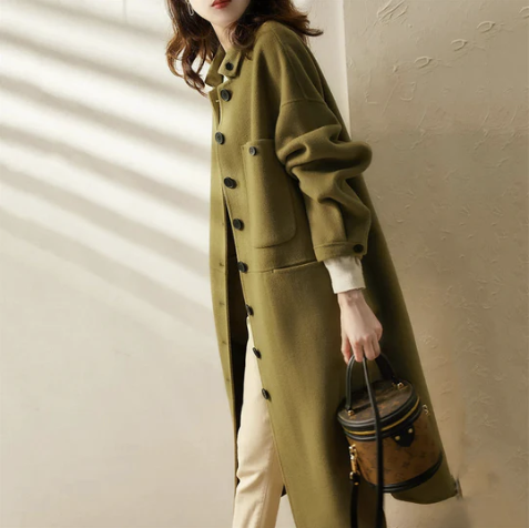JO | Modern and fashionable coat