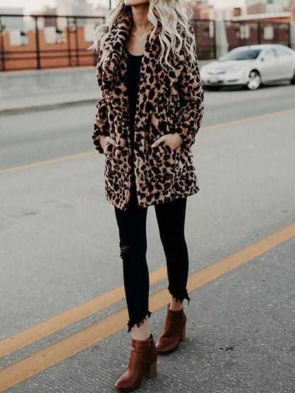 JO | Casual and relaxed winter coat