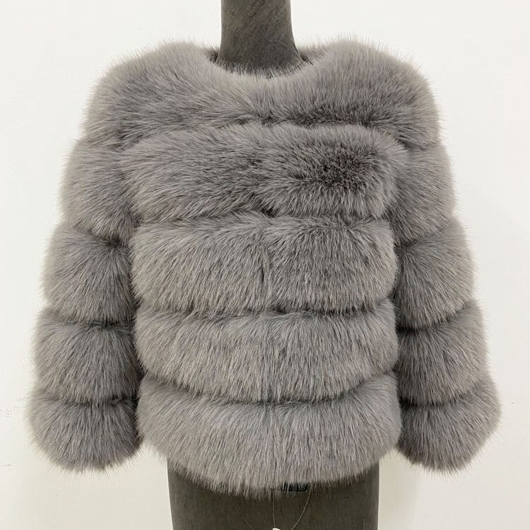 JO | Relaxed and timeless general coat