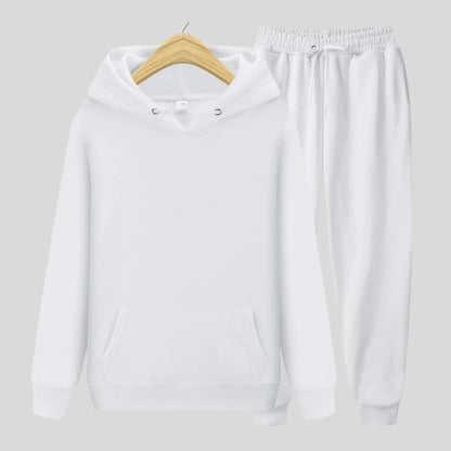 JO | Effortless and trendy winter sweaters