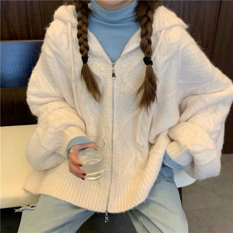 JO | Relaxed and timeless winter cardigan