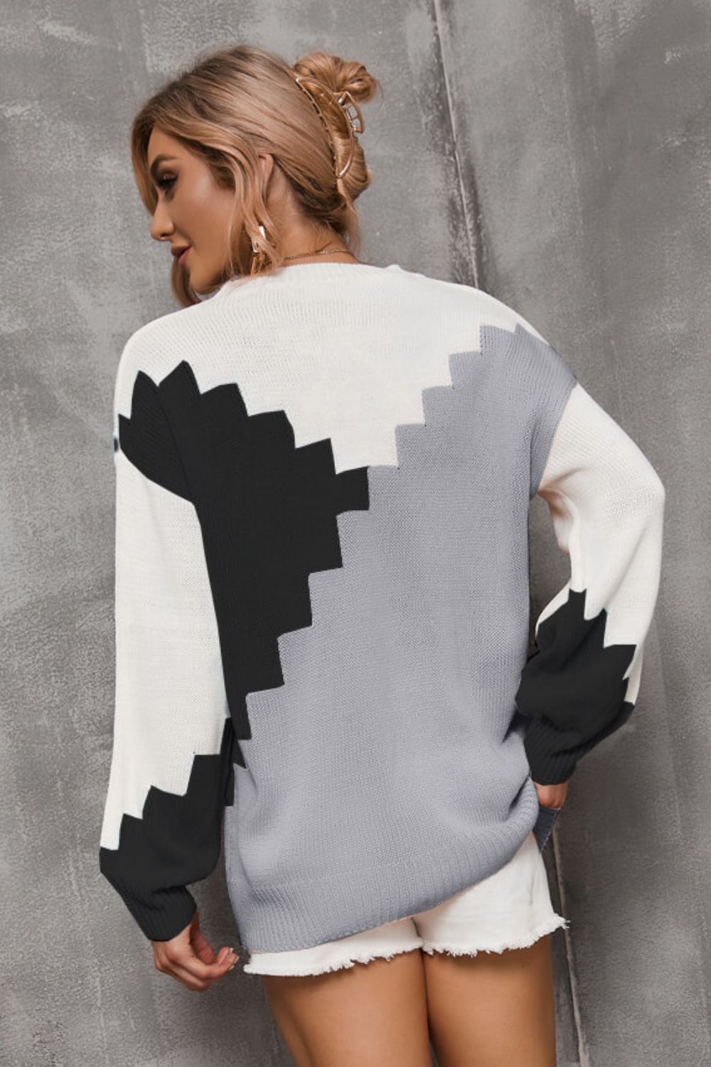 JO | Uncomplicated and trendy sweater