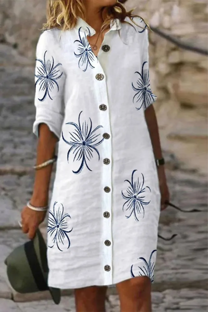 JO | Fashionable, straight-cut trapeze shirt with butterfly print, casual outfit
