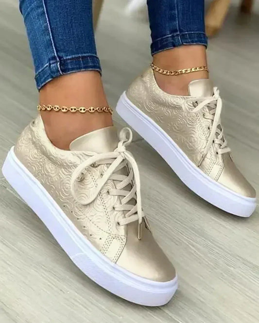 JO | Effortless and stylish general sneakers