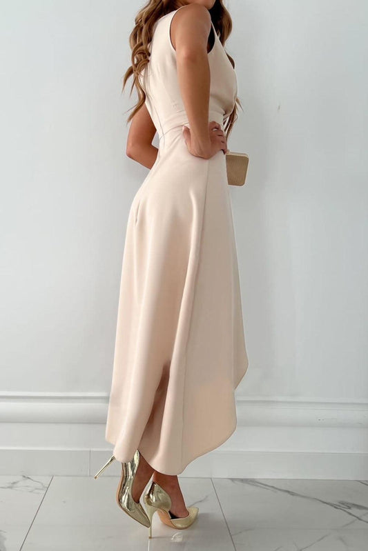 JO | Chic wrap midi dress with V-neckline