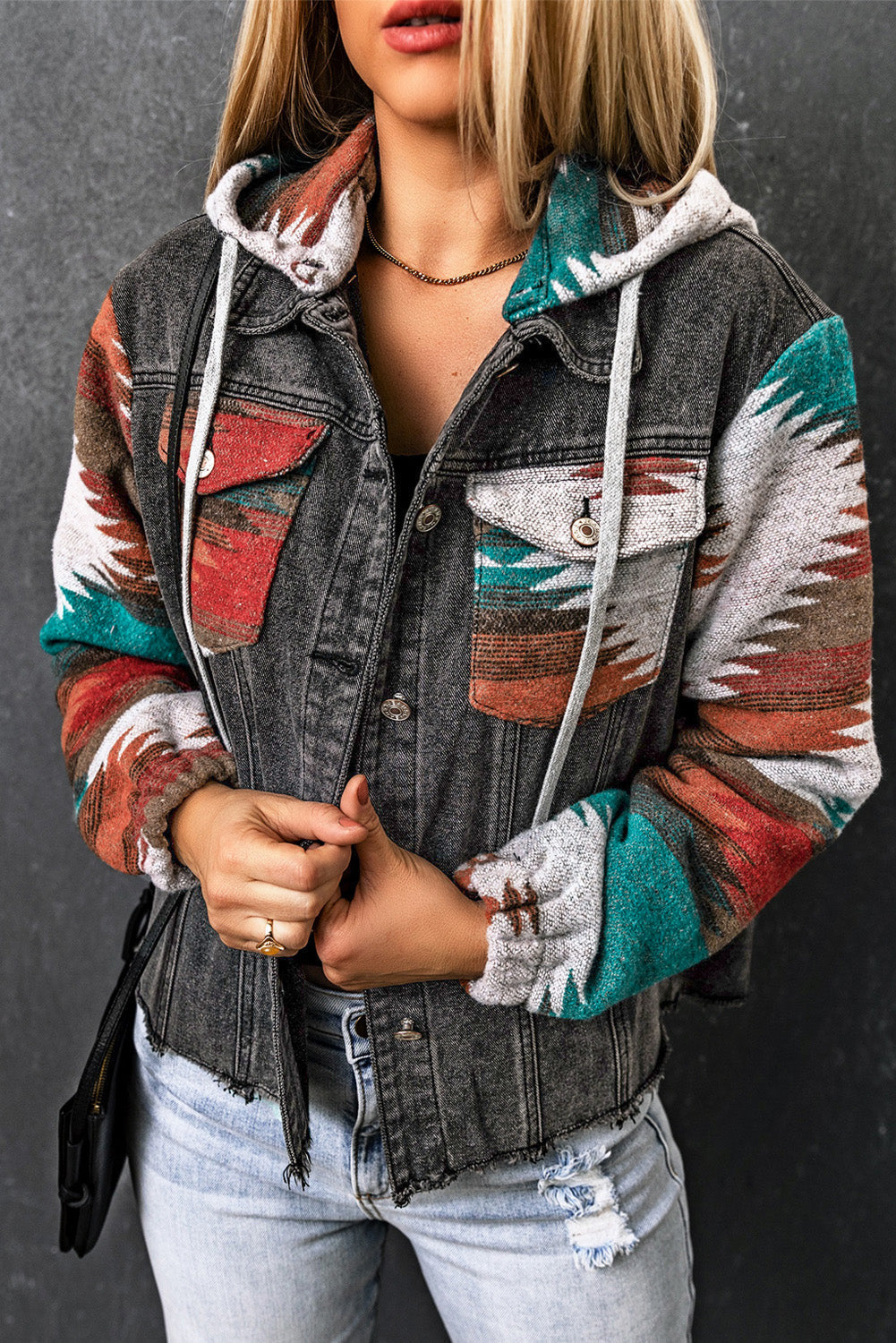 JO | Relaxed and timeless winter jacket
