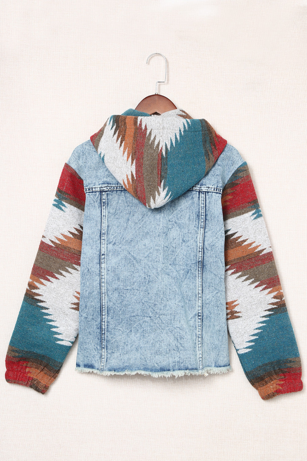 JO | Relaxed and timeless winter jacket